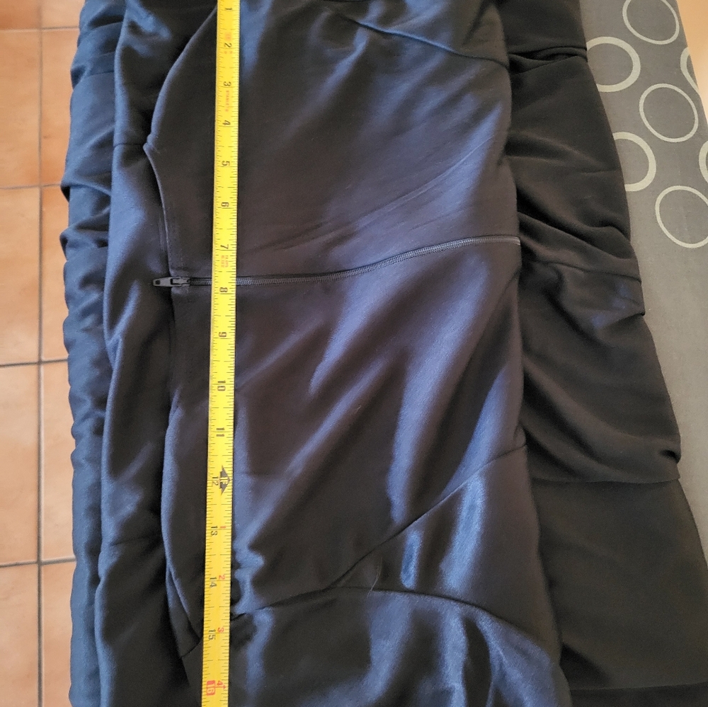 HALLOWEEN Nun Costume NWOT - Picture 10 of 14